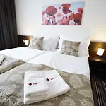 Satel 3* 포프라트