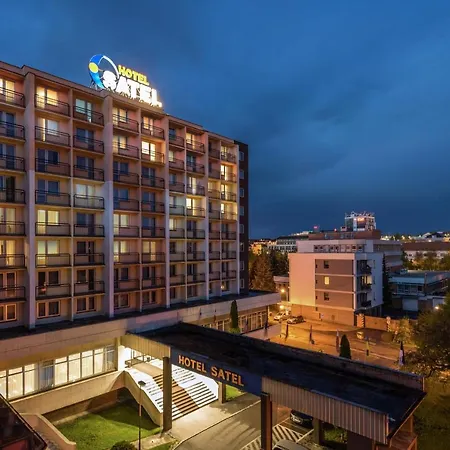 Satel Hotel 3*