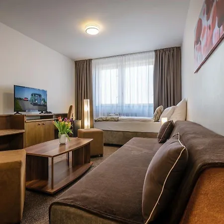 Hotell Satel 3*