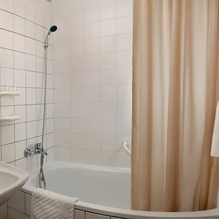 Hotel Satel 3*