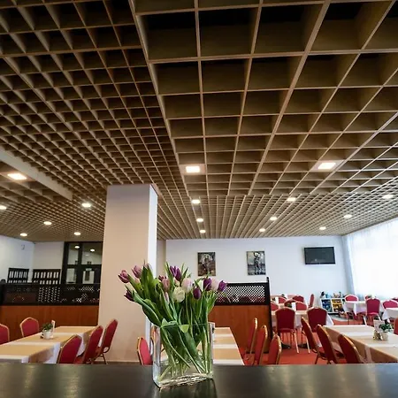 Satel Hotel 3*