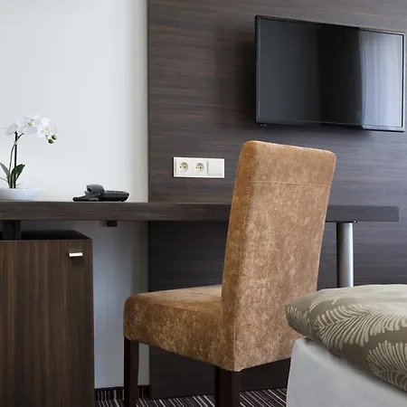 Hotel Satel