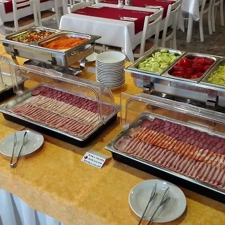 Hotel Satel 3*