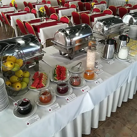 Satel Hotel 3*